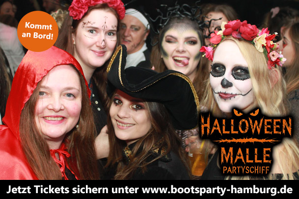 Partyboot an Halloween in Hamburg
